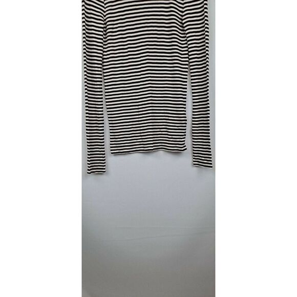 Gap Ladies mock neck pullover  NWOT - Picture 9 of 9